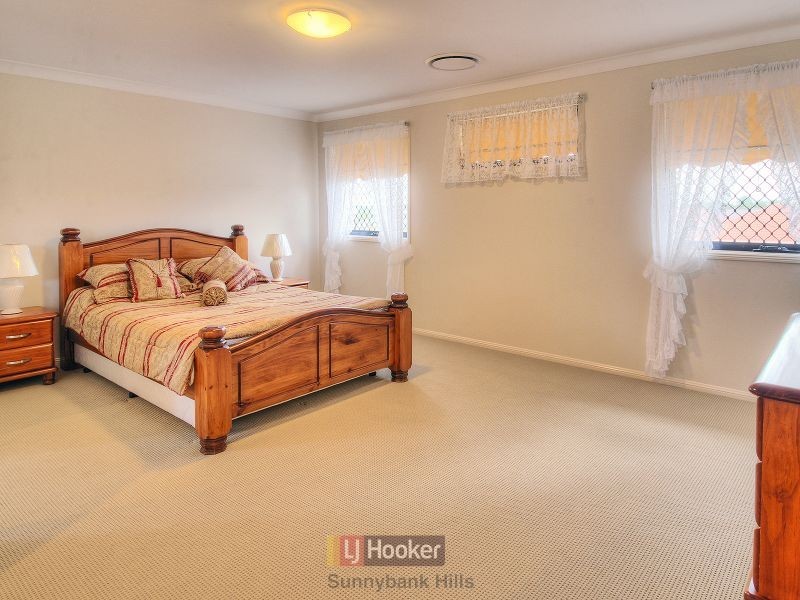 9 Jubilee Close, Eight Mile Plains QLD 4113