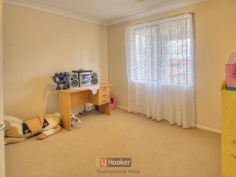 9 Jubilee Close, Eight Mile Plains QLD 4113