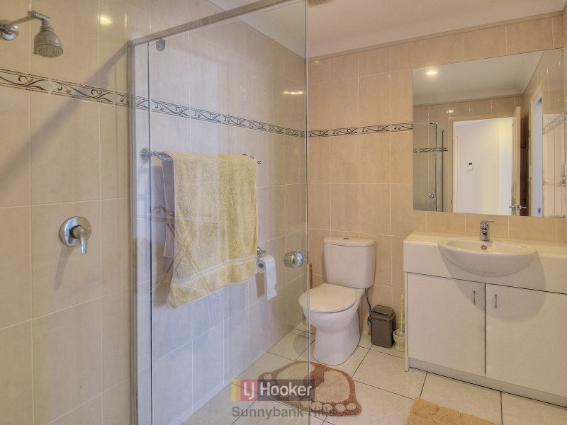 9 Jubilee Close, Eight Mile Plains QLD 4113