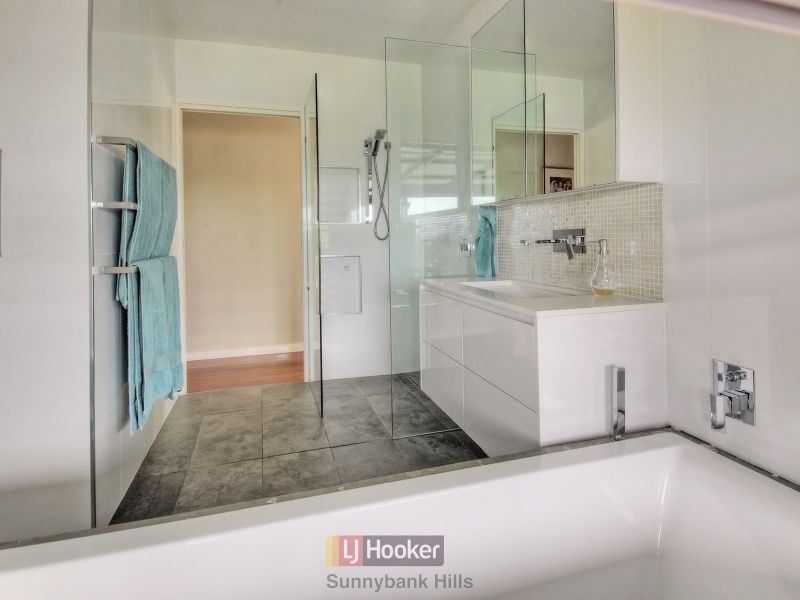 352 Millers Road, Underwood QLD 4119