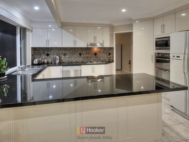 6 Tamarisk Way, Drewvale QLD 4116