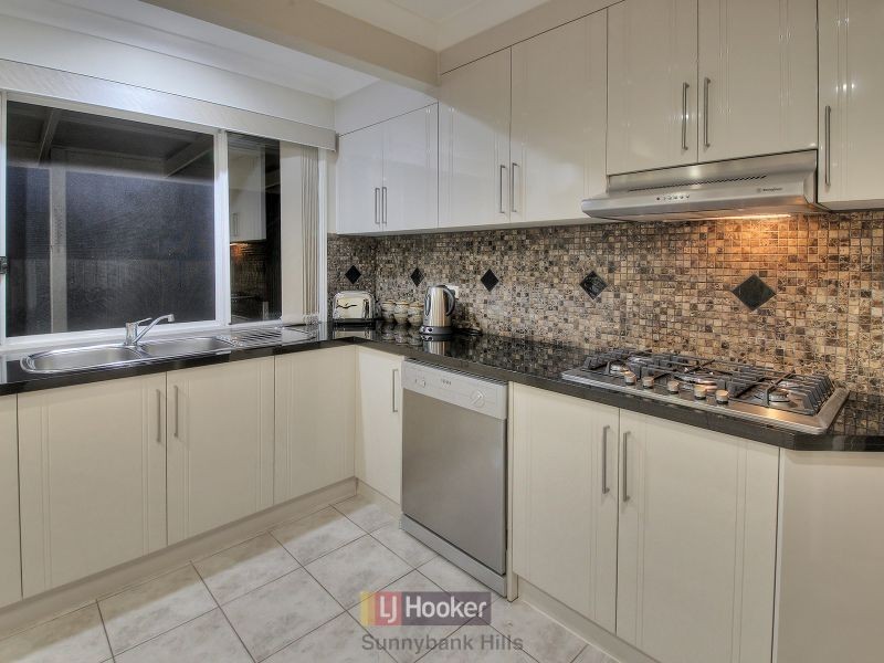 6 Tamarisk Way, Drewvale QLD 4116