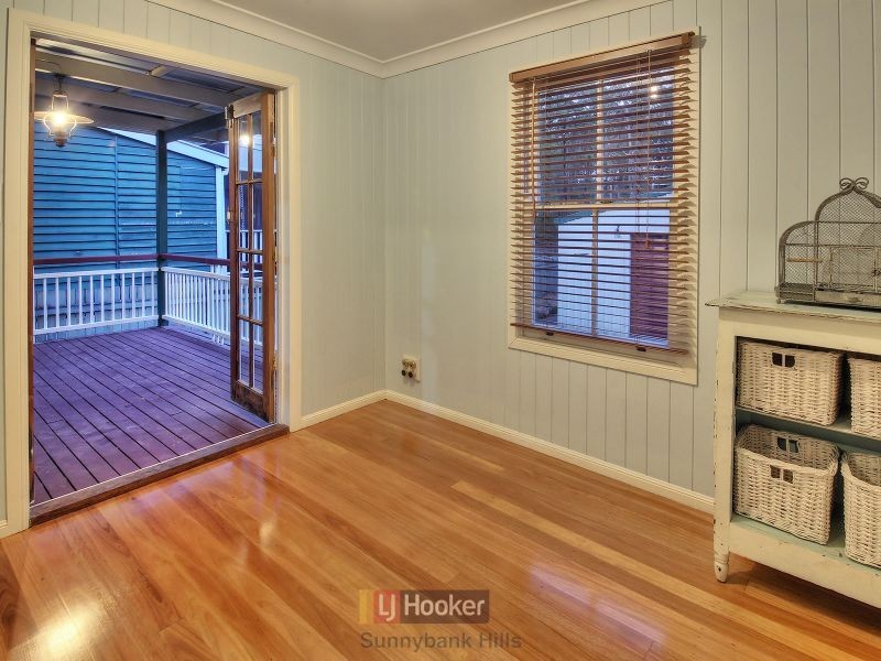 98 Besline Street, Kuraby QLD 4112