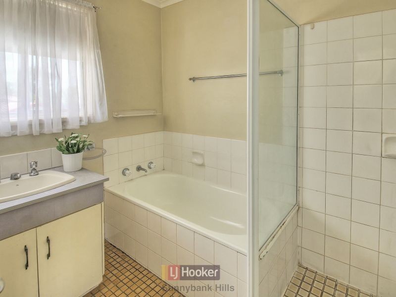 5 Darnell Street, Sunnybank Hills QLD 4109