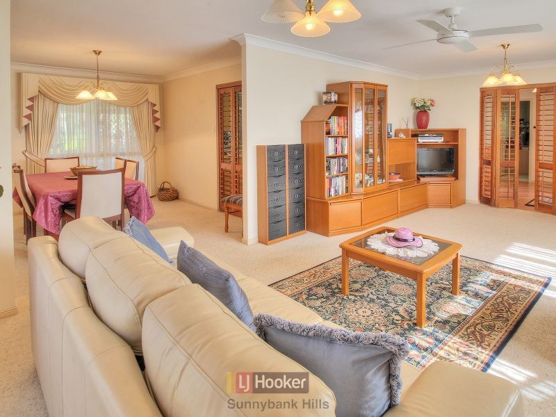 9 Taupo Place, Parkinson QLD 4115