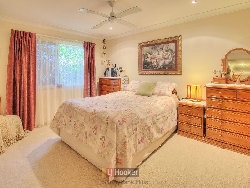 9 Taupo Place, Parkinson QLD 4115