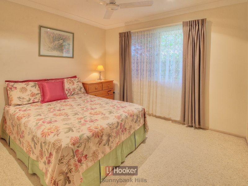 9 Taupo Place, Parkinson QLD 4115