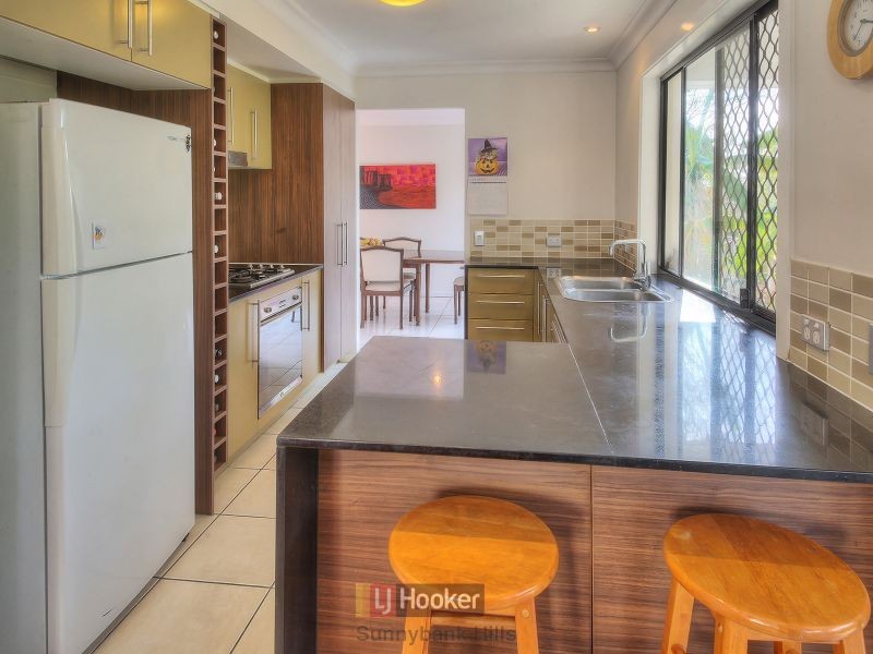 104 Didbrook Street, Robertson QLD 4109