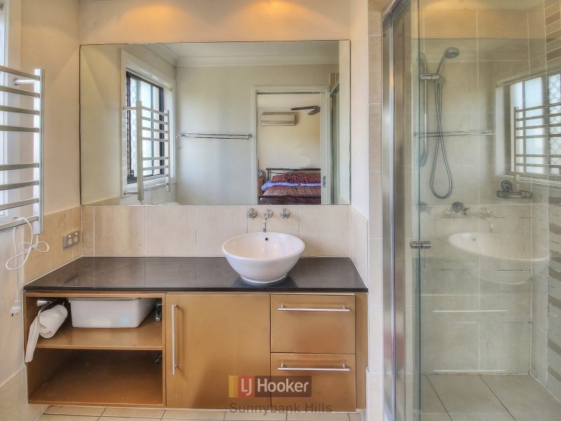 104 Didbrook Street, Robertson QLD 4109