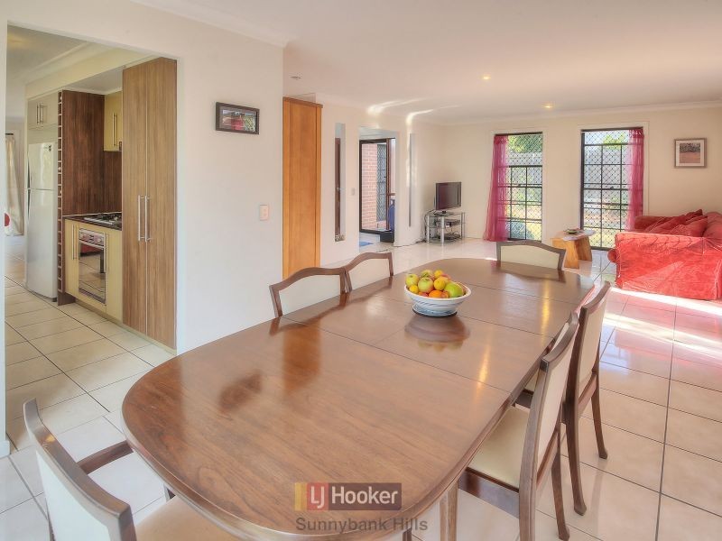 104 Didbrook Street, Robertson QLD 4109