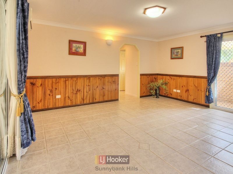 5 Umbel Place, Calamvale QLD 4116