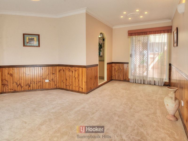 5 Umbel Place, Calamvale QLD 4116