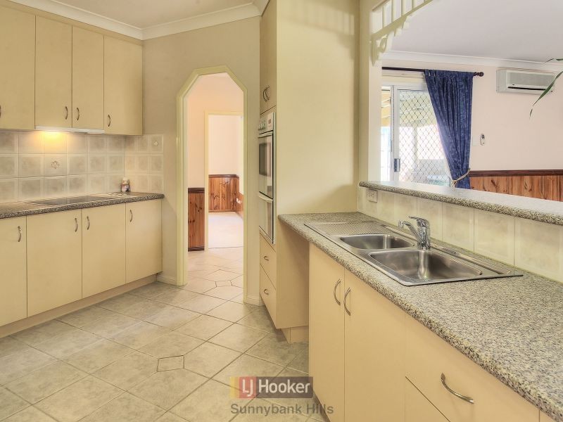 5 Umbel Place, Calamvale QLD 4116