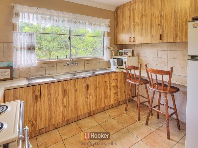 92 Valhalla Street, Sunnybank QLD 4109