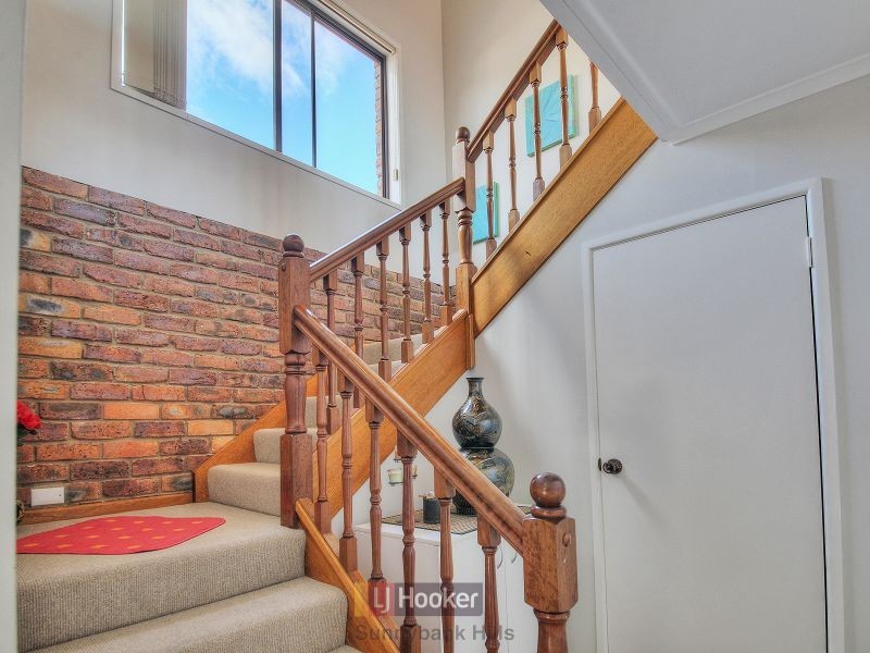 5 Belfairs Street, Robertson QLD 4109