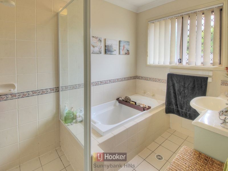 16 Sester Place, Runcorn QLD 4113
