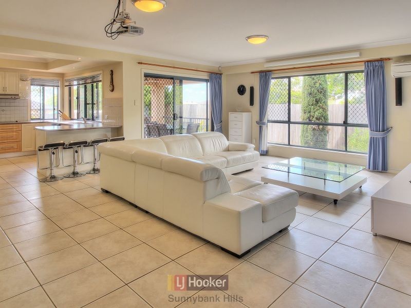 17 Outlook Place, Kuraby QLD 4112
