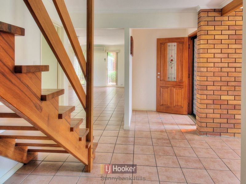 8 Dubarry Street, Sunnybank Hills QLD 4109