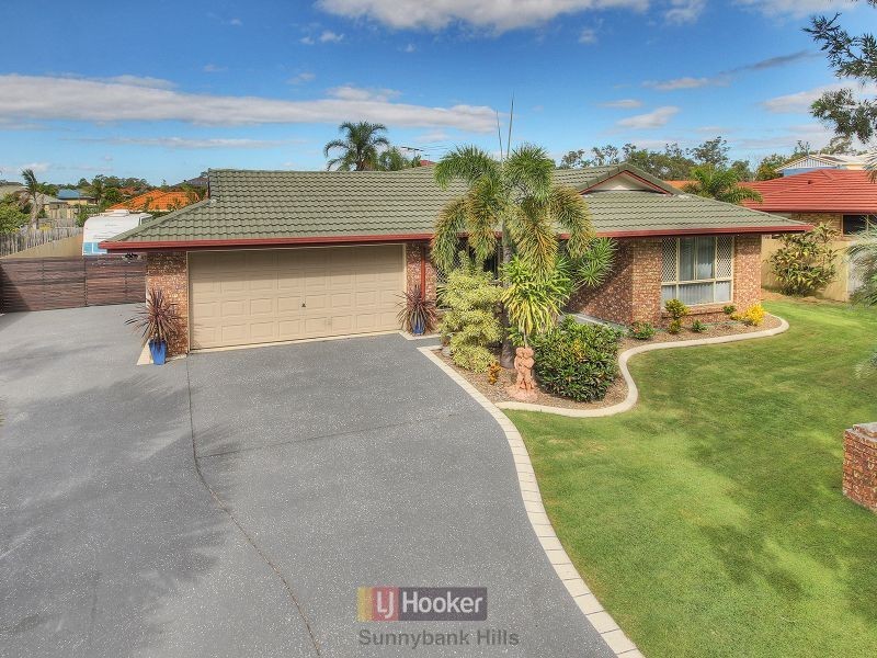 15 Greenways Esplanade, Parkinson QLD 4115