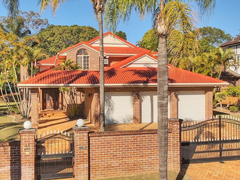 12 Lindfield Circuit, Robertson QLD 4109