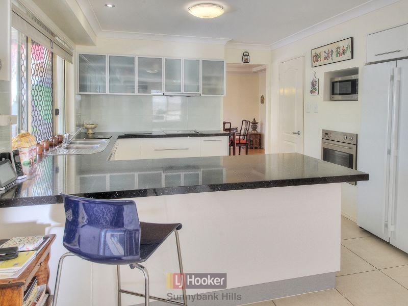 139 White Cedar Circuit, Stretton QLD 4116
