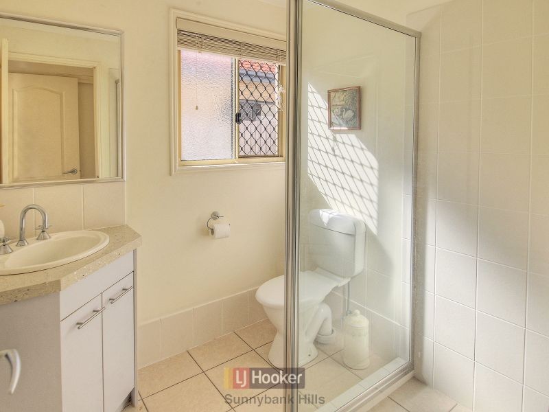 139 White Cedar Circuit, Stretton QLD 4116