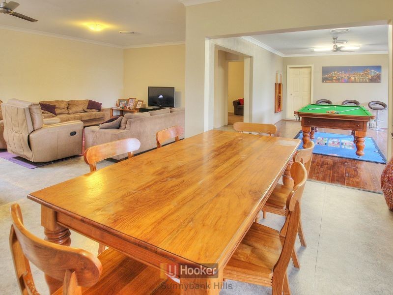 7 Sumayyah Place, Calamvale QLD 4116