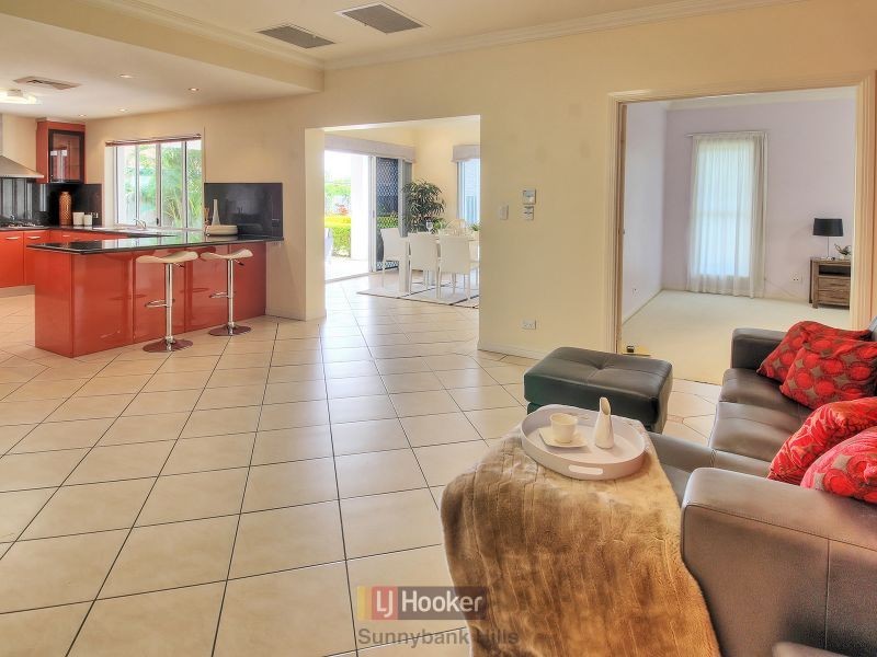 30A Corypha Crescent, Calamvale QLD 4116