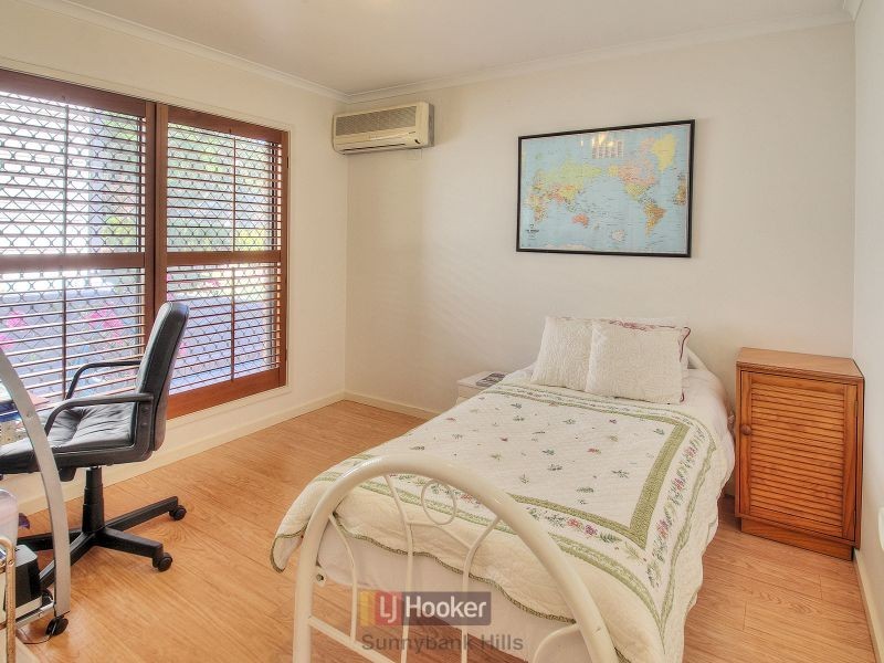 82 Wadley Street, Macgregor QLD 4109