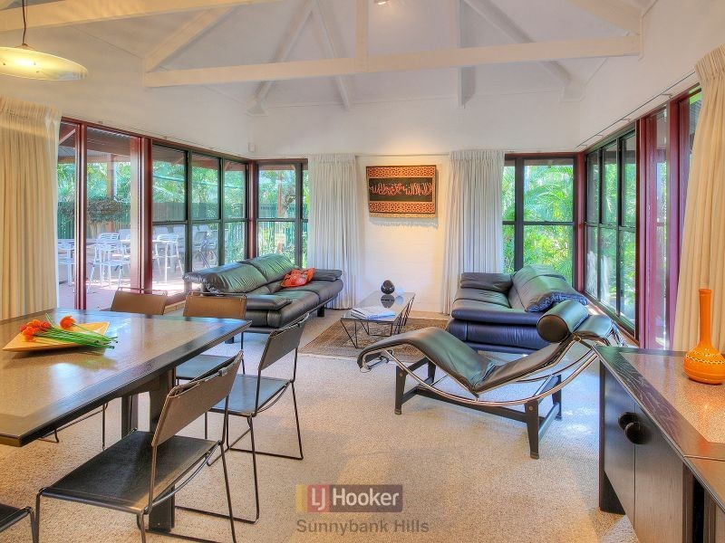 61 Gaskell Street, Eight Mile Plains QLD 4113