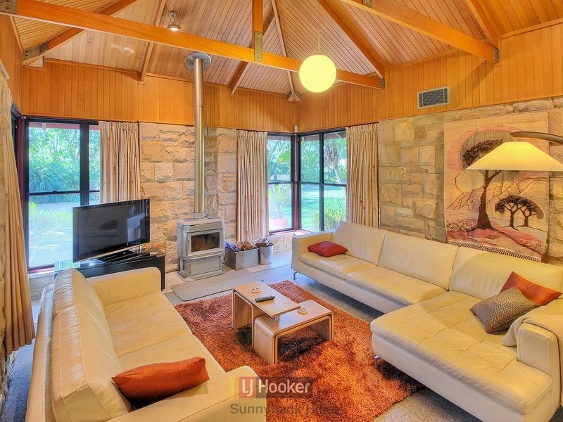 61 Gaskell Street, Eight Mile Plains QLD 4113