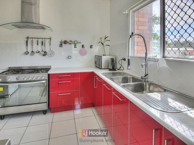 213 Orange Grove Road, Coopers Plains QLD 4108