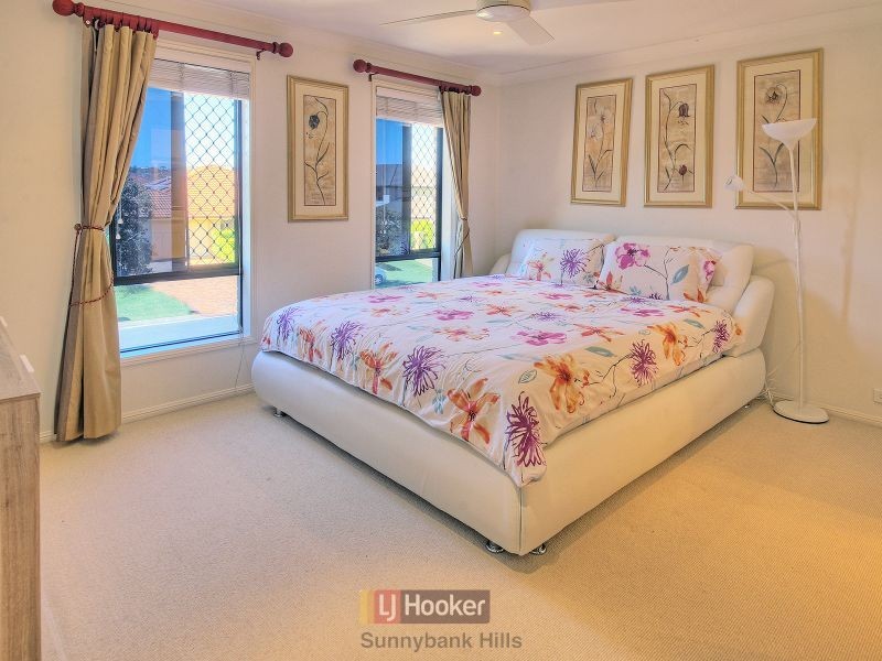 18 Juniper Circuit, Stretton QLD 4116
