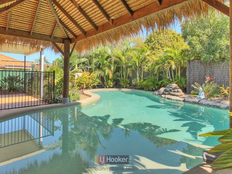18 Juniper Circuit, Stretton QLD 4116