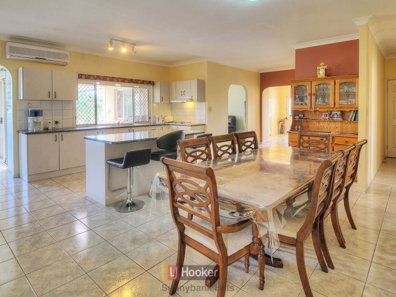 1 Abelia Close, Calamvale QLD 4116