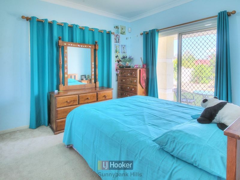 1 Abelia Close, Calamvale QLD 4116