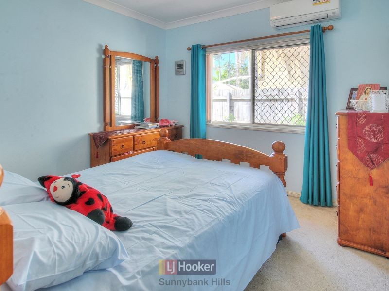1 Abelia Close, Calamvale QLD 4116