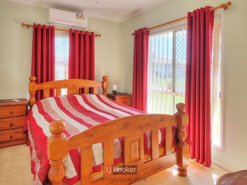1 Abelia Close, Calamvale QLD 4116