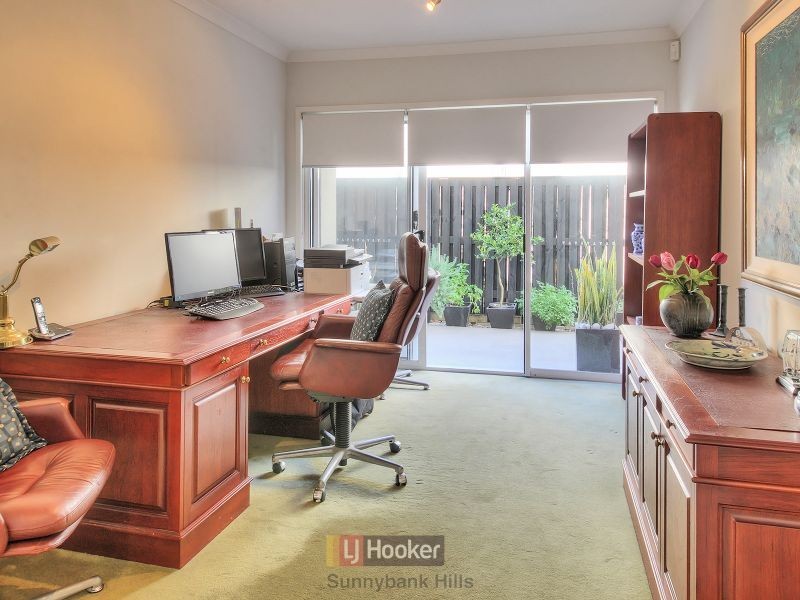 29 Manor Street, Eight Mile Plains QLD 4113