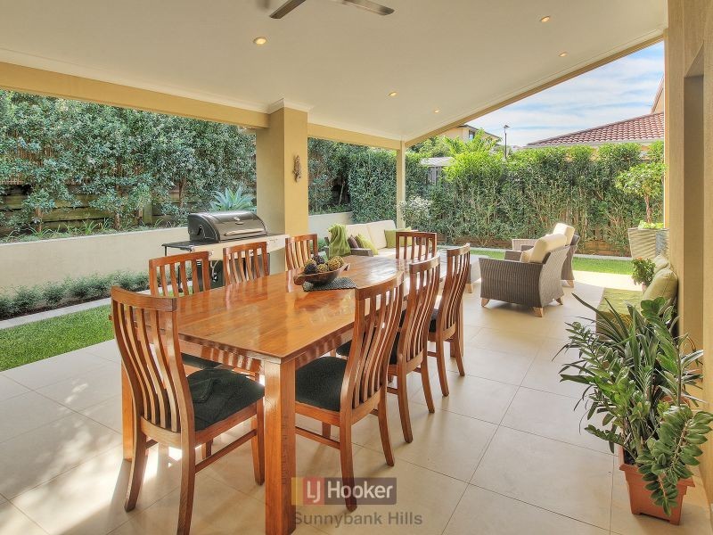 29 Manor Street, Eight Mile Plains QLD 4113