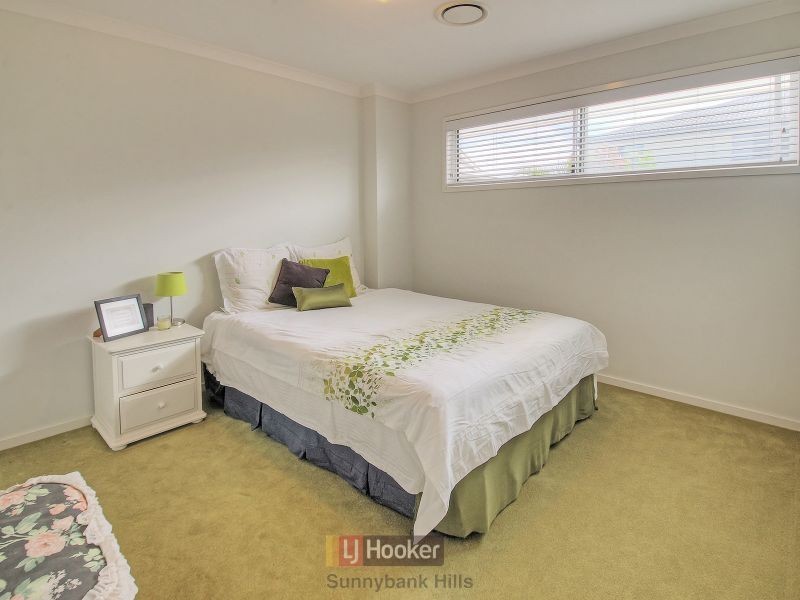 29 Manor Street, Eight Mile Plains QLD 4113