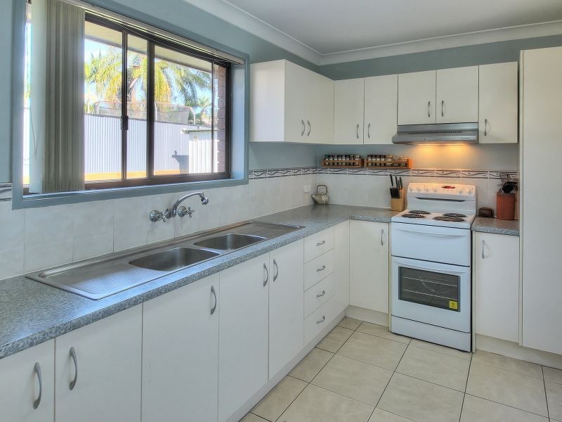 124 Flinders Crescent, Boronia Heights QLD 4124