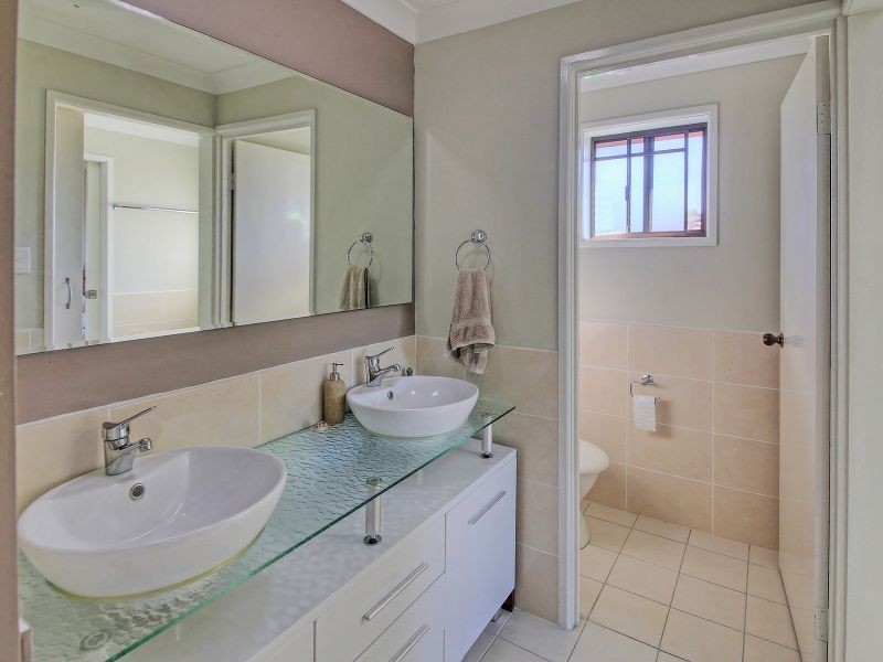 124 Flinders Crescent, Boronia Heights QLD 4124