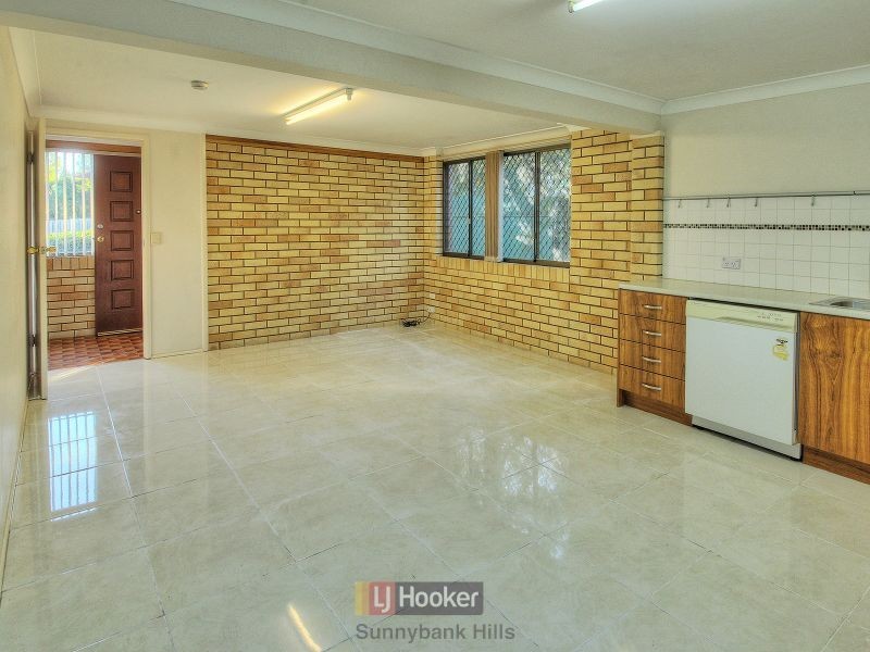 16 Manzill Street, Sunnybank Hills QLD 4109