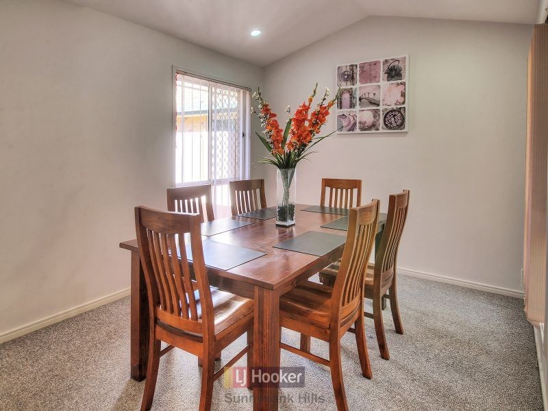 28 Eastcourt Lane, Sunnybank Hills QLD 4109