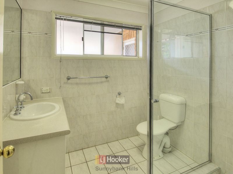 80 Honeysuckle Way, Calamvale QLD 4116