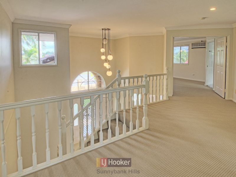 80 Honeysuckle Way, Calamvale QLD 4116