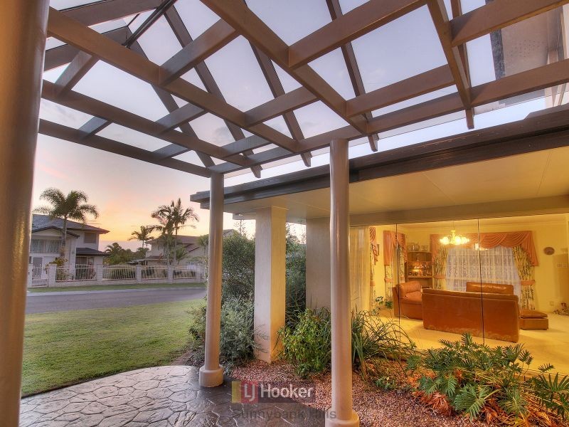 55 Poinciana Crescent, Stretton QLD 4116