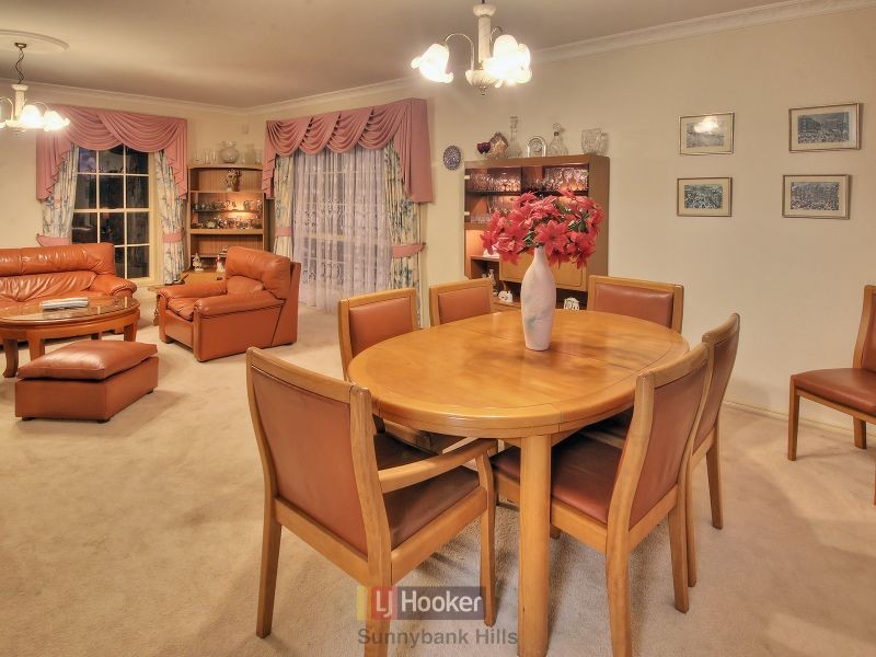 55 Poinciana Crescent, Stretton QLD 4116
