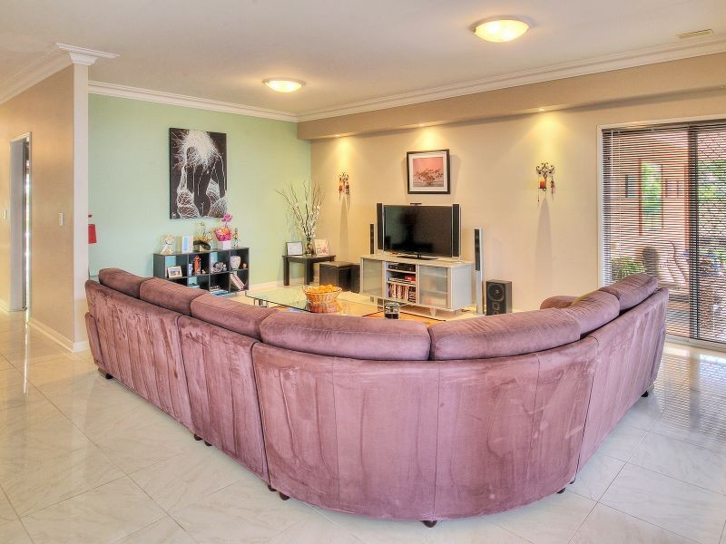 8 Burke Close, Drewvale QLD 4116